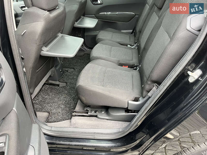 Мікровен Peugeot 5008 2010 в Звягелі