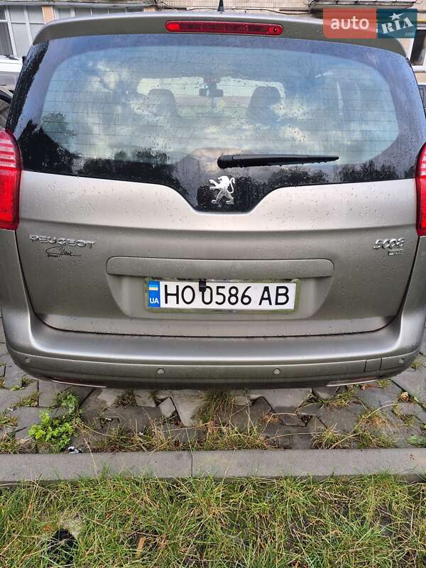 Мікровен Peugeot 5008 2013 в Тернополі