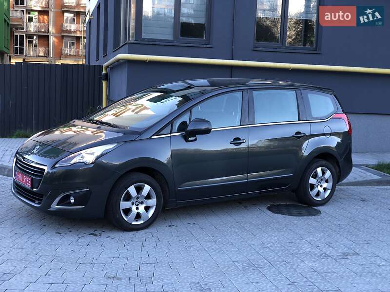 Микровэн Peugeot 5008 2014 в Львове
