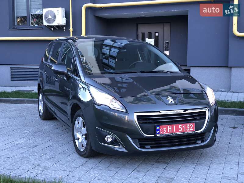 Микровэн Peugeot 5008 2014 в Львове