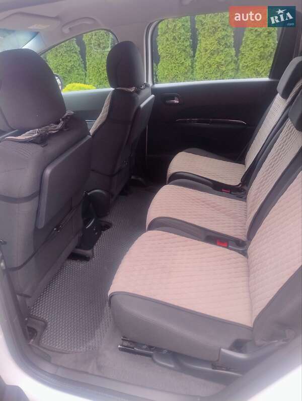 Микровэн Peugeot 5008 2014 в Нововолынске