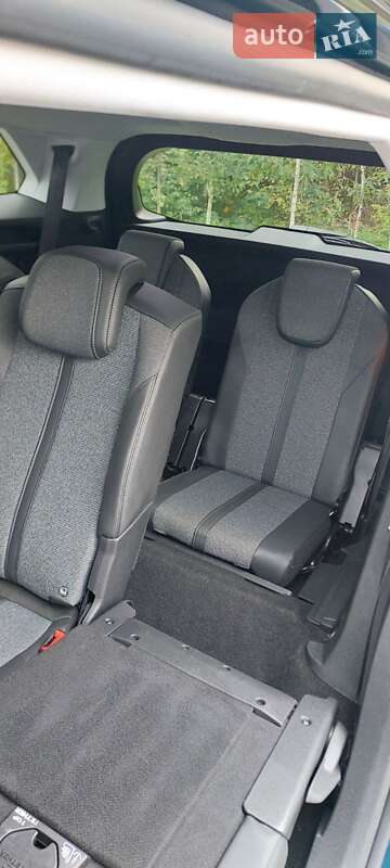 Позашляховик / Кросовер Peugeot 5008 2019 в Львові