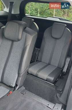 Позашляховик / Кросовер Peugeot 5008 2019 в 