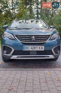Позашляховик / Кросовер Peugeot 5008 2019 в 