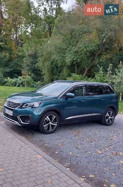 Позашляховик / Кросовер Peugeot 5008 2019 в 