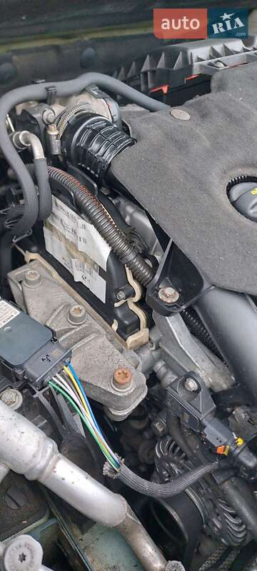 Позашляховик / Кросовер Peugeot 5008 2019 в Львові