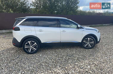 Внедорожник / Кроссовер Peugeot 5008 2017 в 