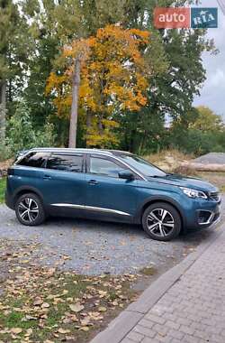 Позашляховик / Кросовер Peugeot 5008 2019 в 
