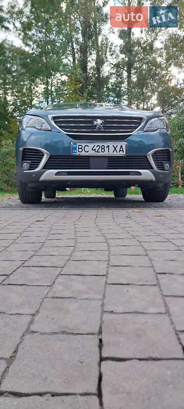 Позашляховик / Кросовер Peugeot 5008 2019 в Львові