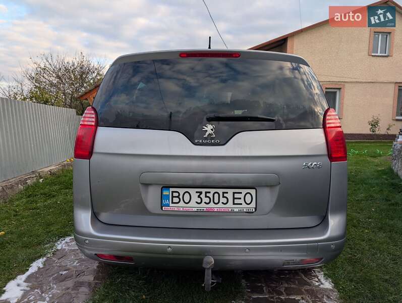 Микровэн Peugeot 5008 2014 в Чорткове
