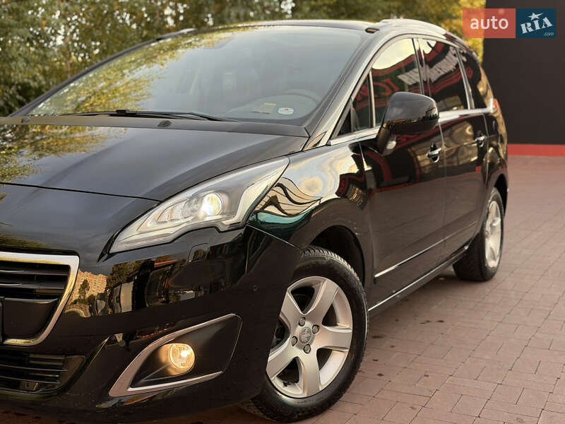 Микровэн Peugeot 5008 2014 в Ровно