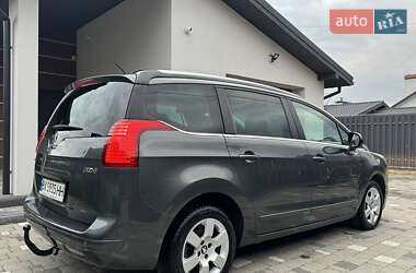 Микровэн Peugeot 5008 2016 в 