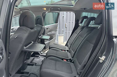 Микровэн Peugeot 5008 2016 в 