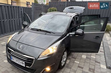 Микровэн Peugeot 5008 2016 в 