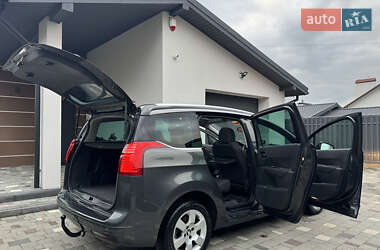 Микровэн Peugeot 5008 2016 в 
