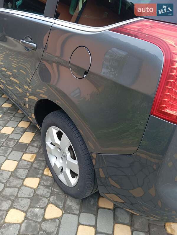 Микровэн Peugeot 5008 2012 в Ковеле