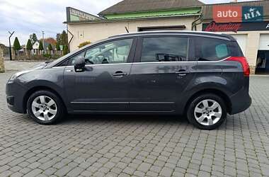 Микровэн Peugeot 5008 2015 в 