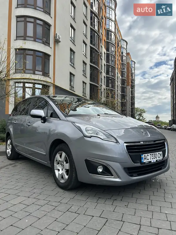 Peugeot 5008