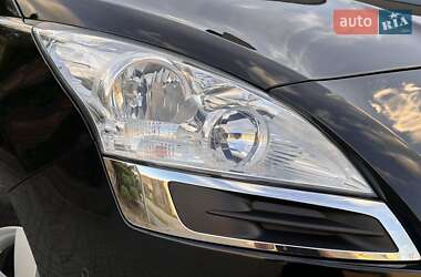 Микровэн Peugeot 5008 2012 в 