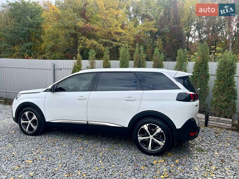 Позашляховик / Кросовер Peugeot 5008 2017 в Полтаві фото 13 Позашляховик / Кросовер Peugeot 5008 2017 в Полтаві