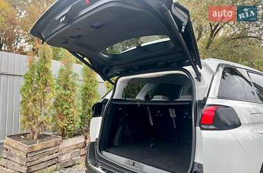 Внедорожник / Кроссовер Peugeot 5008 2017 в 