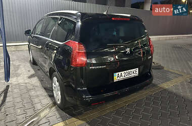Микровэн Peugeot 5008 2010 в 