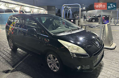 Микровэн Peugeot 5008 2010 в 