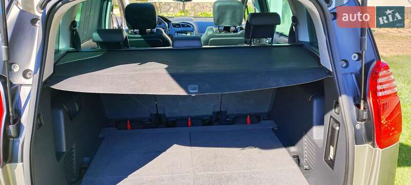 Мікровен Peugeot 5008 2011 в Чернівцях фото 16 Мікровен Peugeot 5008 2011 в Чернівцях