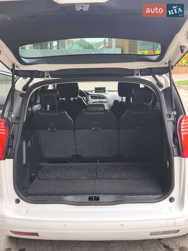 Микровэн Peugeot 5008 2011 в Дубно фото 16 Микровэн Peugeot 5008 2011 в Дубно
