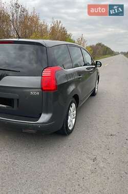 Микровэн Peugeot 5008 2010 в 