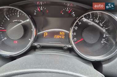 Микровэн Peugeot 5008 2014 в 