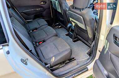 Микровэн Peugeot 5008 2010 в 