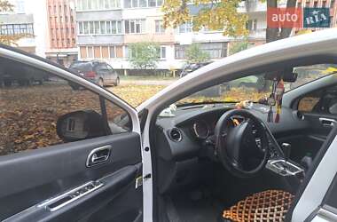 Микровэн Peugeot 5008 2013 в 