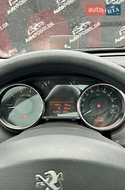 Микровэн Peugeot 5008 2013 в 