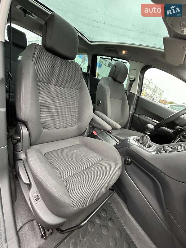 Мікровен Peugeot 5008 2013 в Сумах фото 33 Мікровен Peugeot 5008 2013 в Сумах