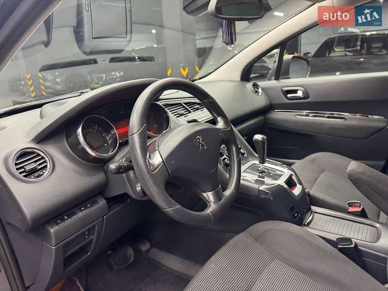 Микровэн Peugeot 5008 2014 в Черновцах фото 9 Микровэн Peugeot 5008 2014 в Черновцах