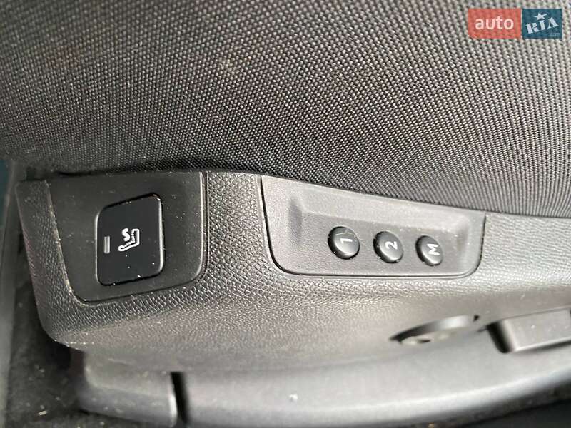 Позашляховик / Кросовер Peugeot 5008 2018 в Хмельницькому фото 19 Позашляховик / Кросовер Peugeot 5008 2018 в Хмельницькому