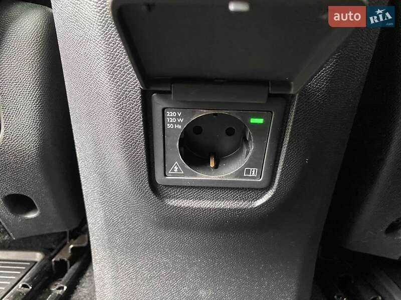 Позашляховик / Кросовер Peugeot 5008 2018 в Хмельницькому фото 37 Позашляховик / Кросовер Peugeot 5008 2018 в Хмельницькому