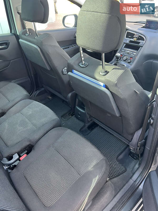 Микровэн Peugeot 5008 2009 в Луцке фото 13 Микровэн Peugeot 5008 2009 в Луцке