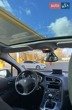 Микровэн Peugeot 5008 2009 в 