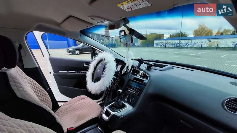 Мікровен Peugeot 5008 2014 в Нововолинську фото 3 Мікровен Peugeot 5008 2014 в Нововолинську