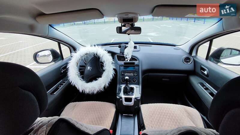 Мікровен Peugeot 5008 2014 в Нововолинську фото 10 Мікровен Peugeot 5008 2014 в Нововолинську