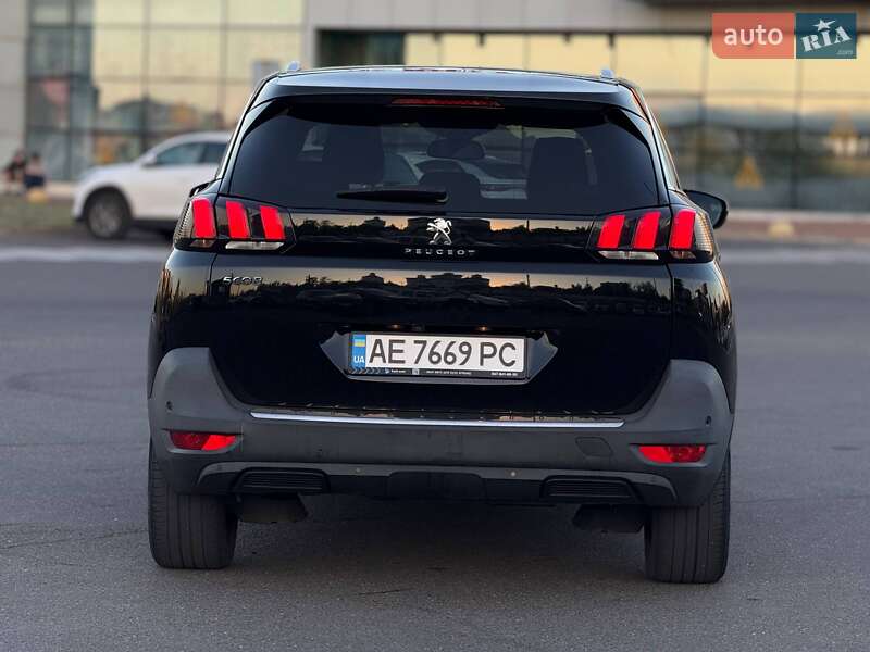 Внедорожник / Кроссовер Peugeot 5008 2017 в Кривом Роге фото 18 Внедорожник / Кроссовер Peugeot 5008 2017 в Кривом Роге