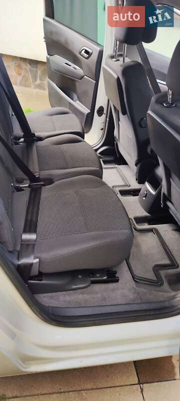 Мікровен Peugeot 5008 2014 в Коломиї