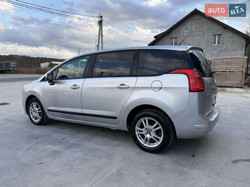 Микровэн Peugeot 5008 2010 в Теребовле