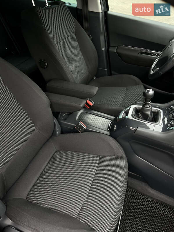 Микровэн Peugeot 5008 2011 в Сарнах фото 20 Микровэн Peugeot 5008 2011 в Сарнах