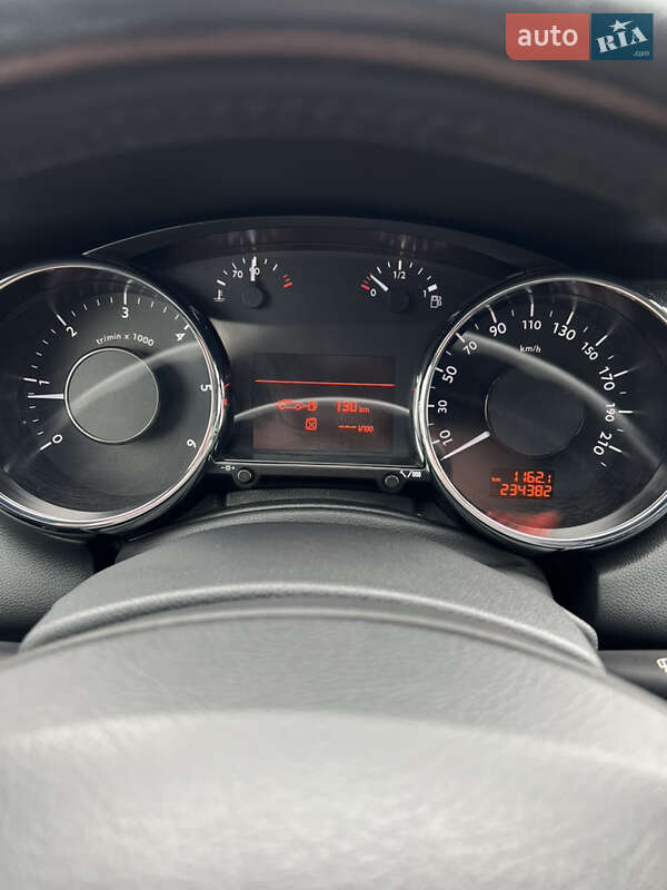 Микровэн Peugeot 5008 2011 в Сарнах фото 25 Микровэн Peugeot 5008 2011 в Сарнах