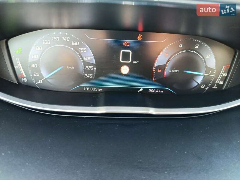 Внедорожник / Кроссовер Peugeot 5008 2017 в Бродах фото 3 Внедорожник / Кроссовер Peugeot 5008 2017 в Бродах