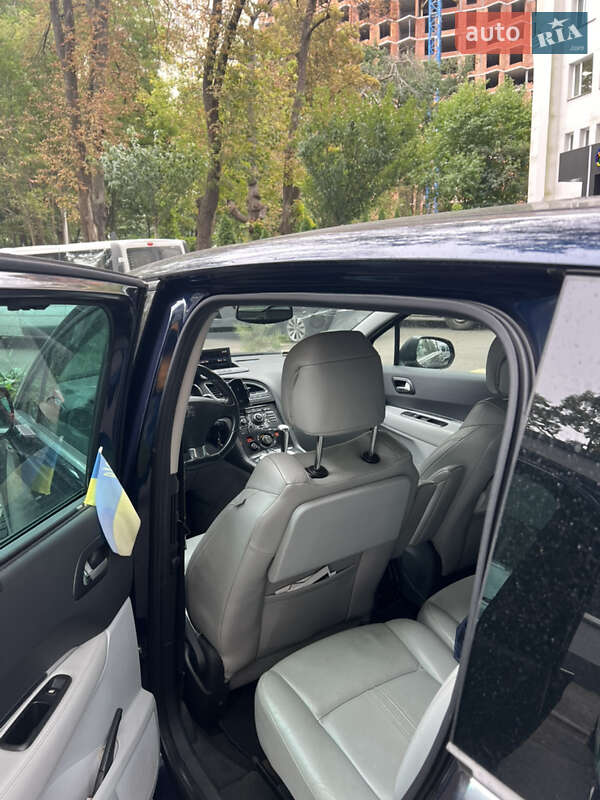 Микровэн Peugeot 5008 2009 в Киеве фото 2 Микровэн Peugeot 5008 2009 в Киеве