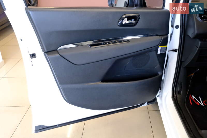 Микровэн Peugeot 5008 2014 в Одессе